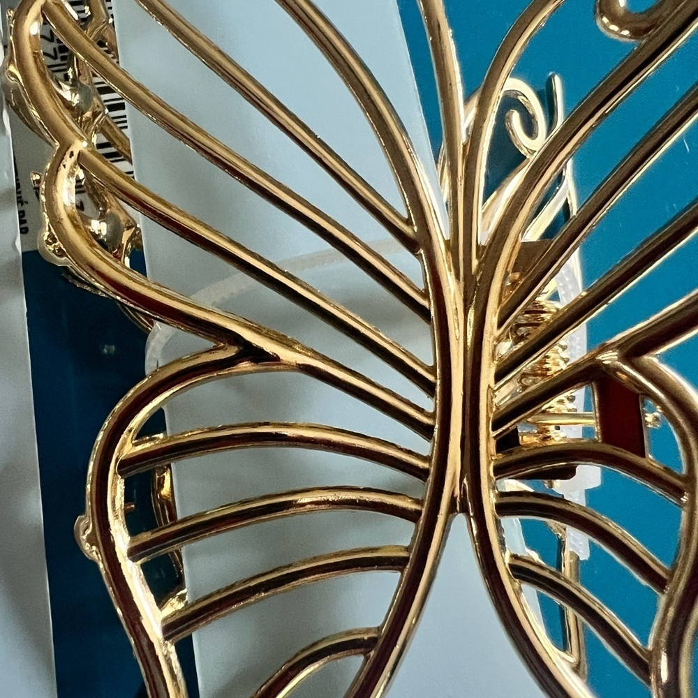 NEW Sunday State gold and faux pearl butterfly hair clips claws Large 2 pack - Picture 8 of 9